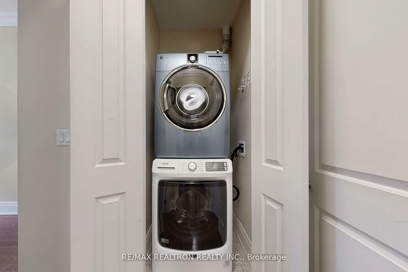 80, Burns, King City, King