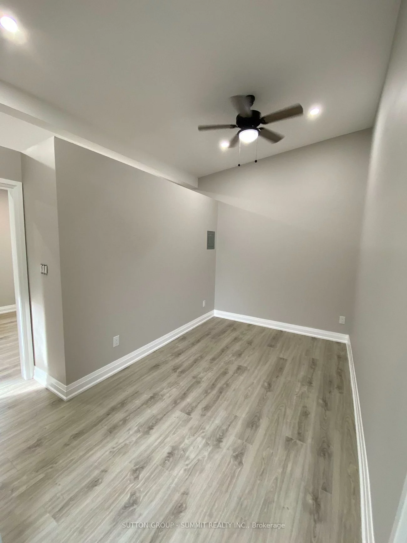 239, MAIN, Schomberg, King