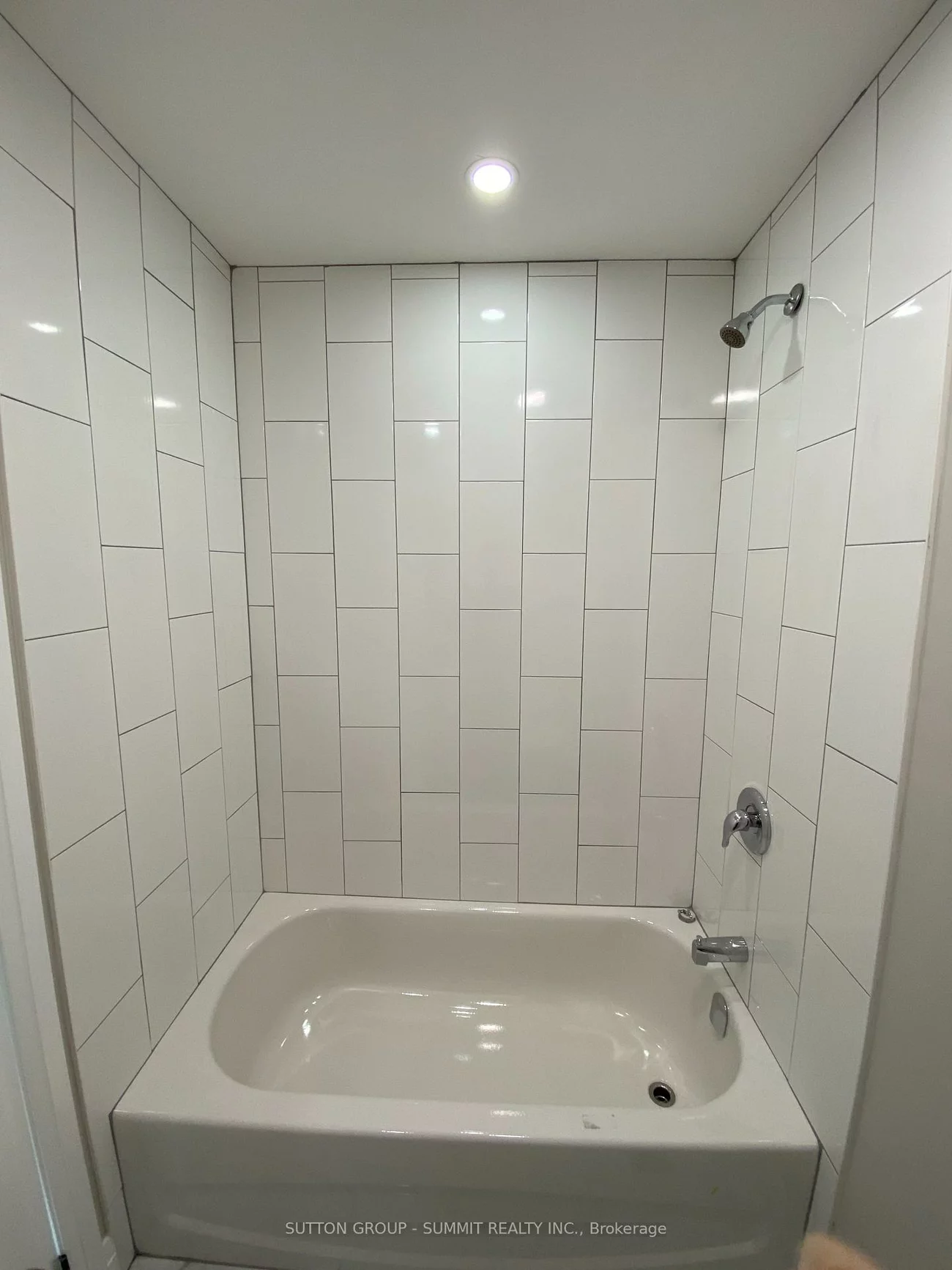 239, MAIN, Schomberg, King