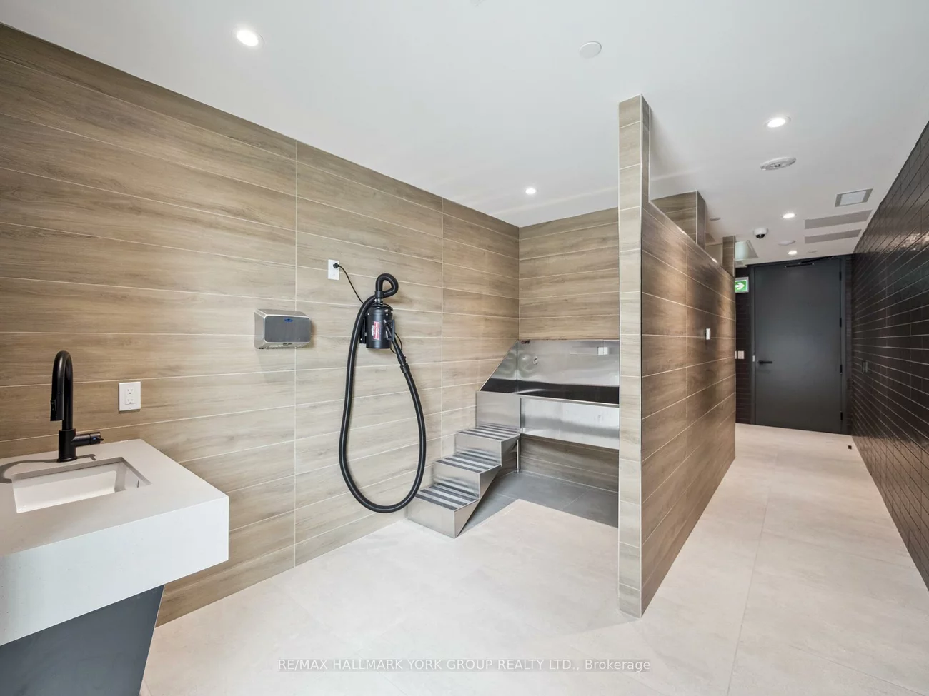 2075, King, King City, King