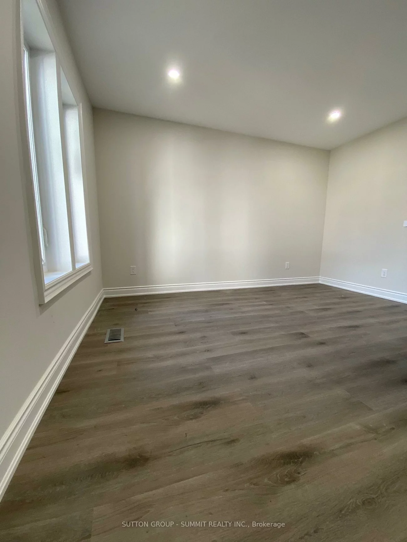 239, Main, Schomberg, King