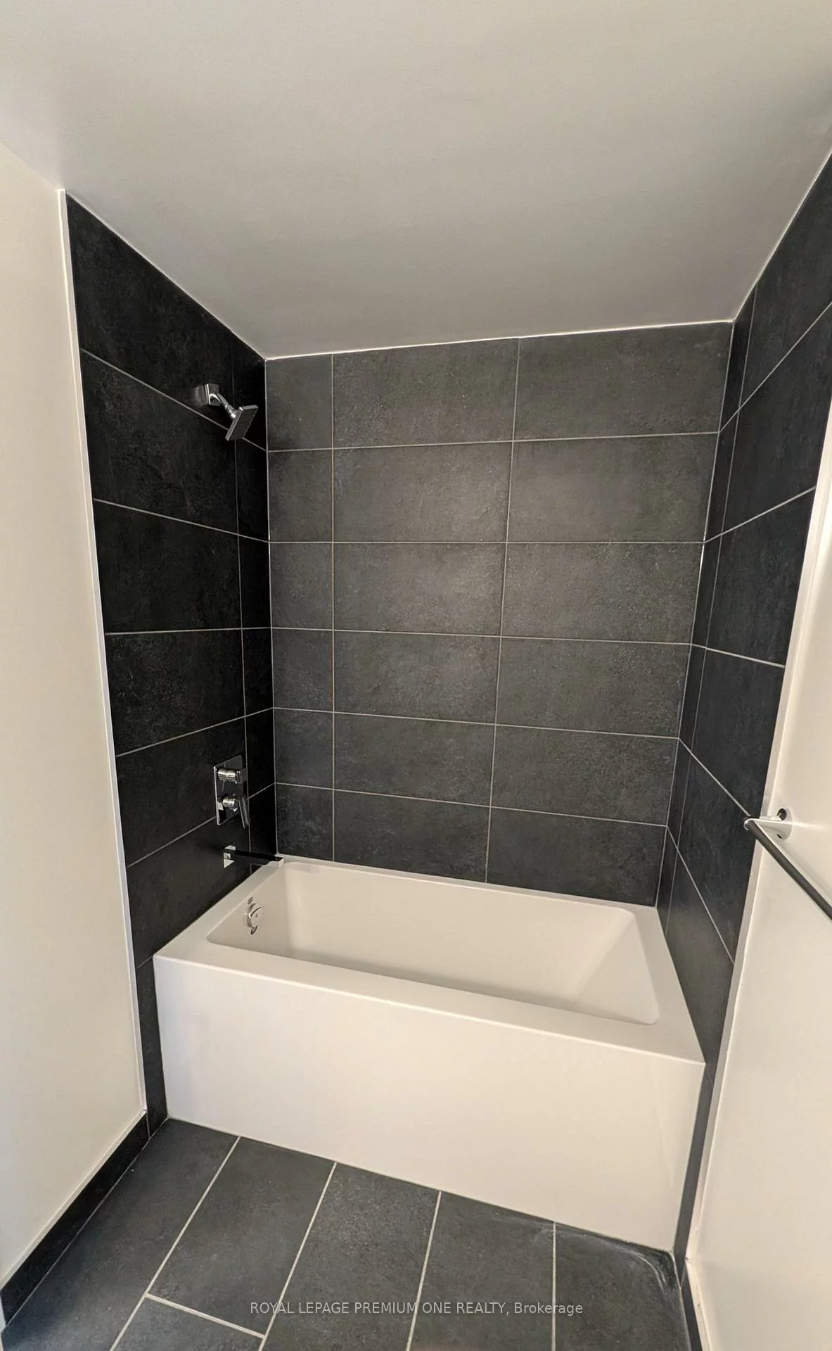 2075, King, King City, King