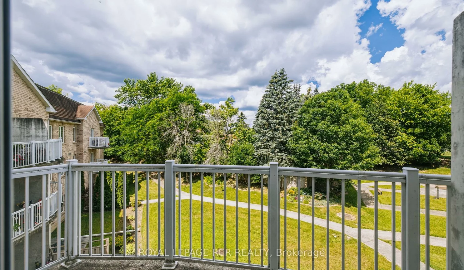 32, Church, Schomberg, King