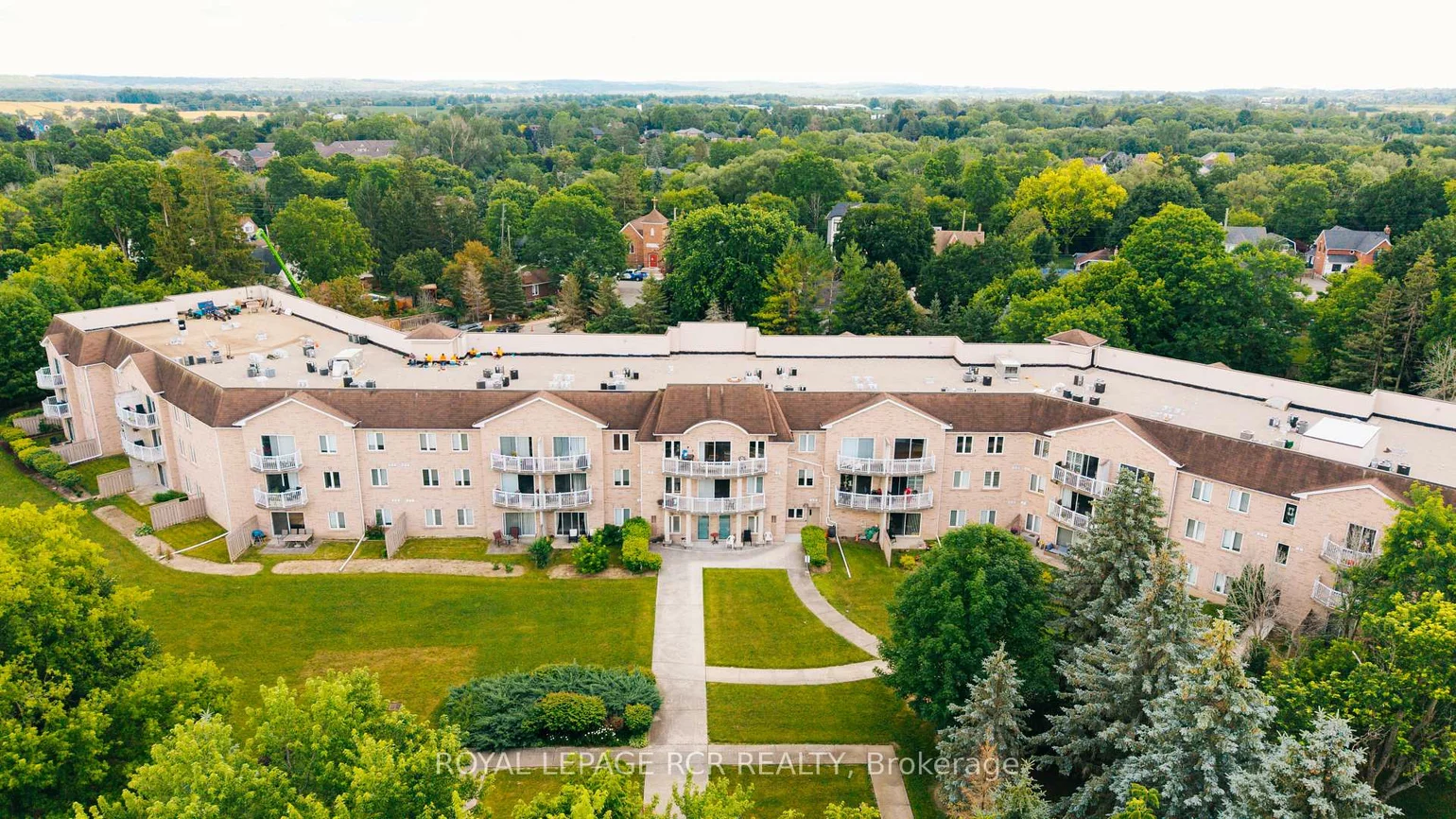 32, Church, Schomberg, King