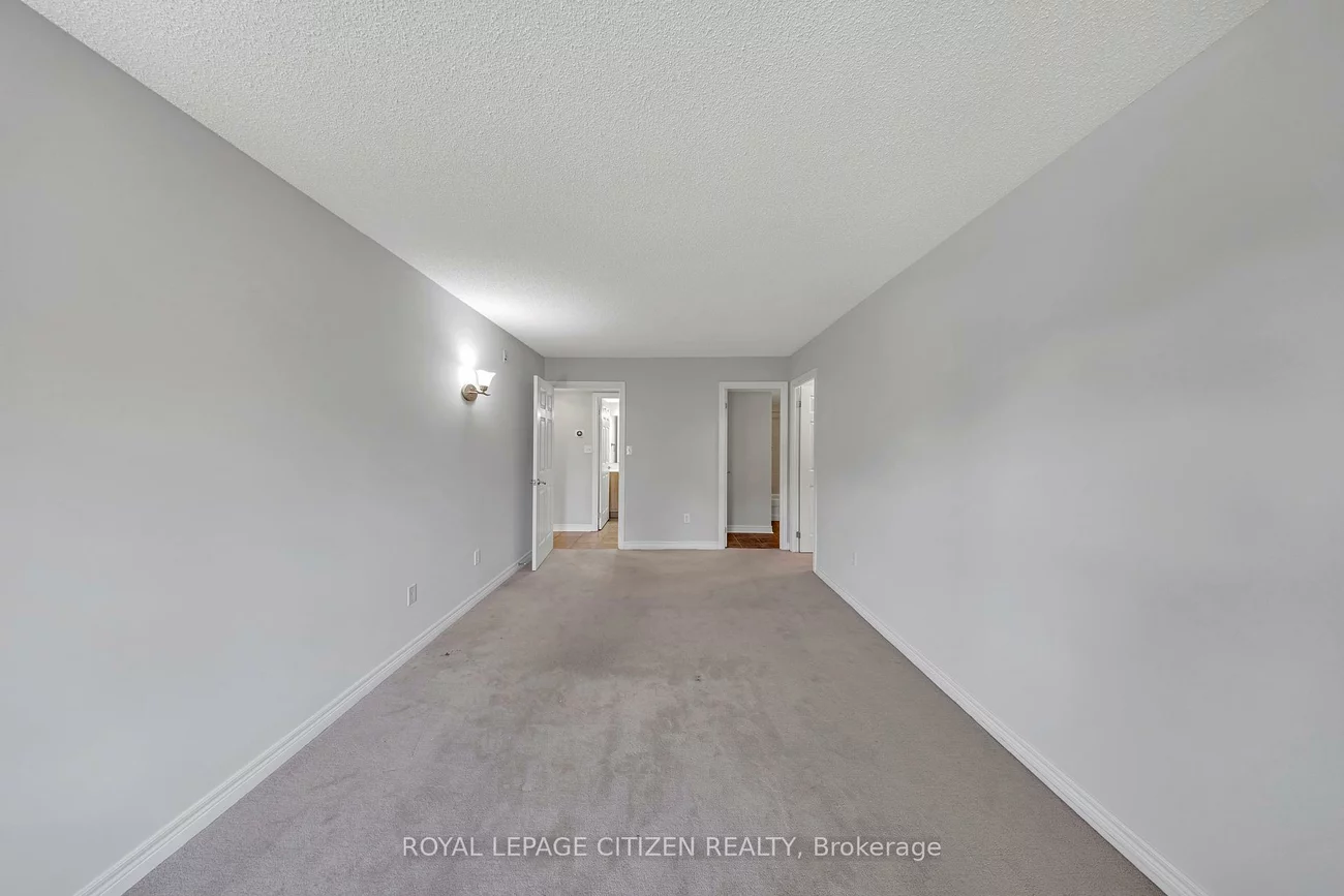 32, Church, Schomberg, King