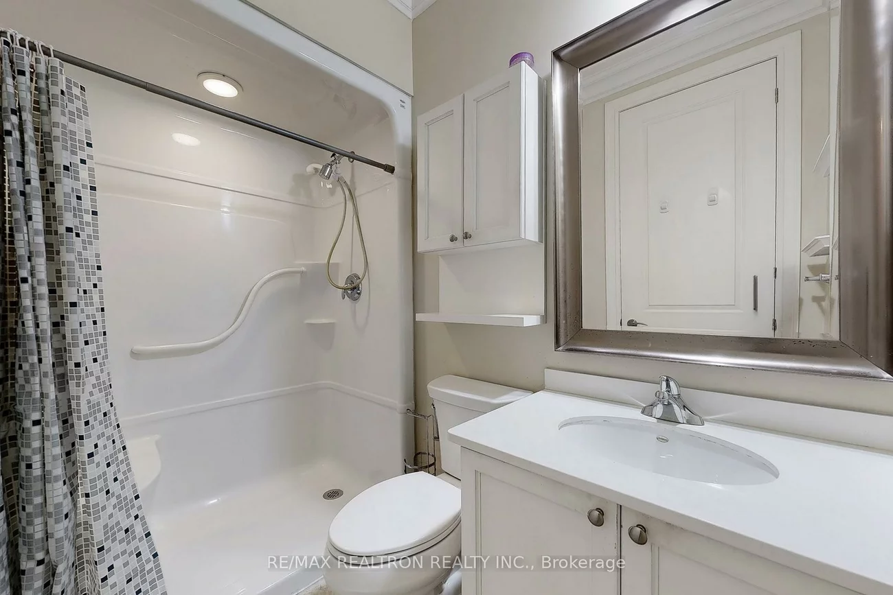 80, Burns, King City, King