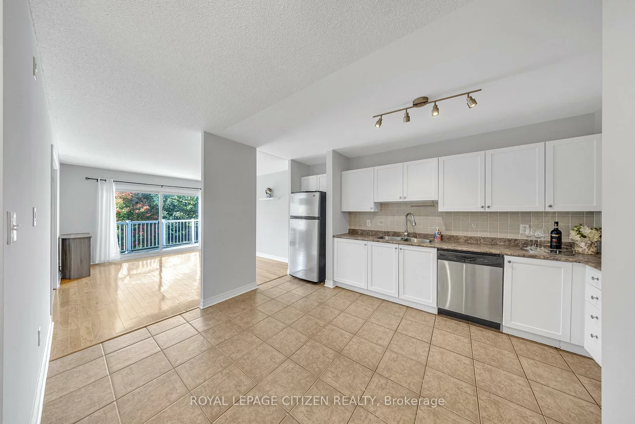 32, Church, Schomberg, King