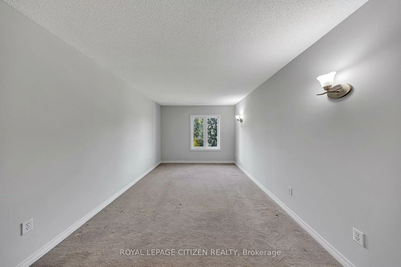 32, Church, Schomberg, King