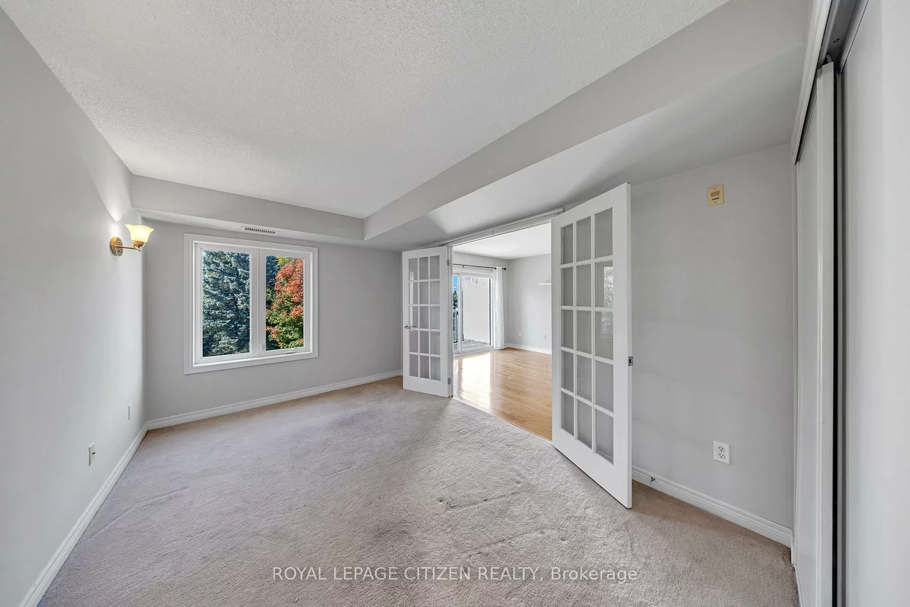 32, Church, Schomberg, King