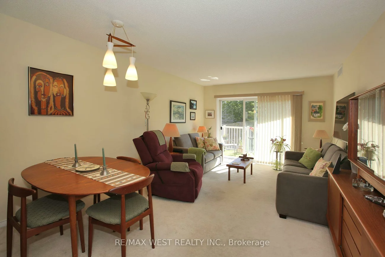 32, Church, Schomberg, King