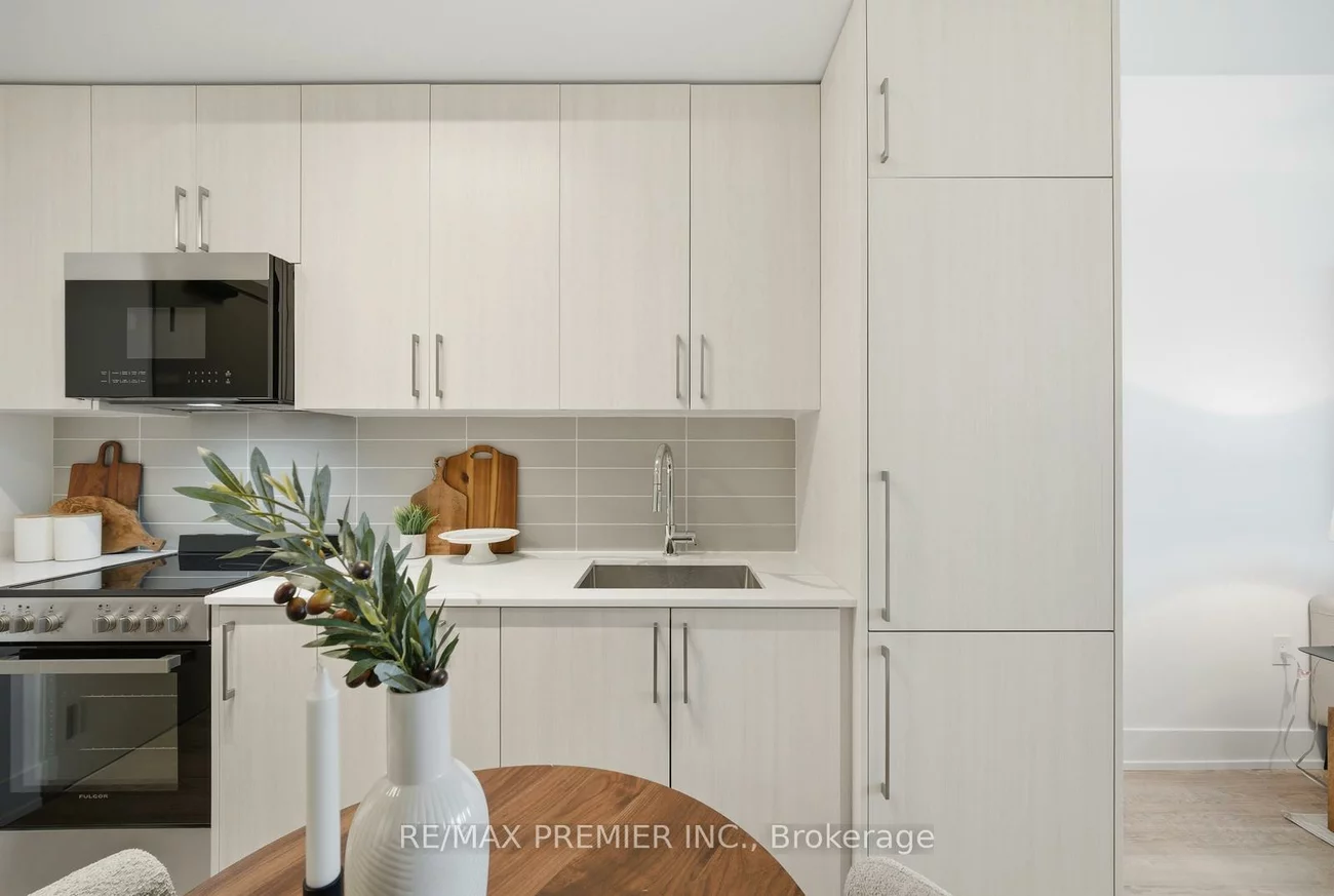 2075, King, King City, King