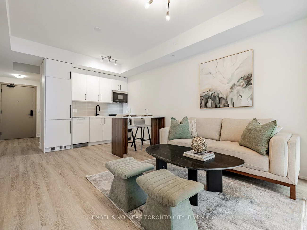 2075, King, King City, King