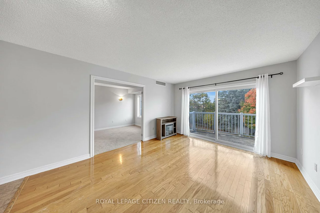 32, Church, Schomberg, King