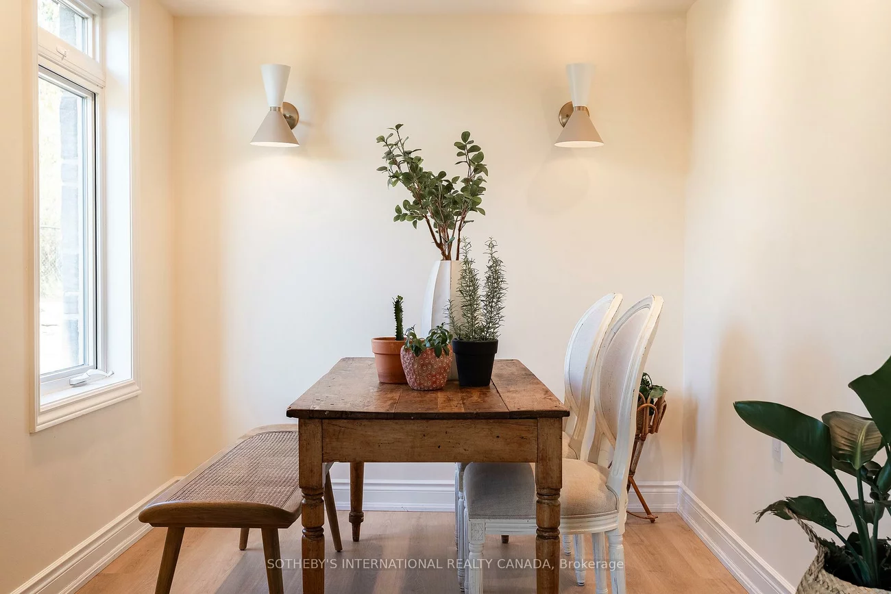 149, Church, Schomberg, King