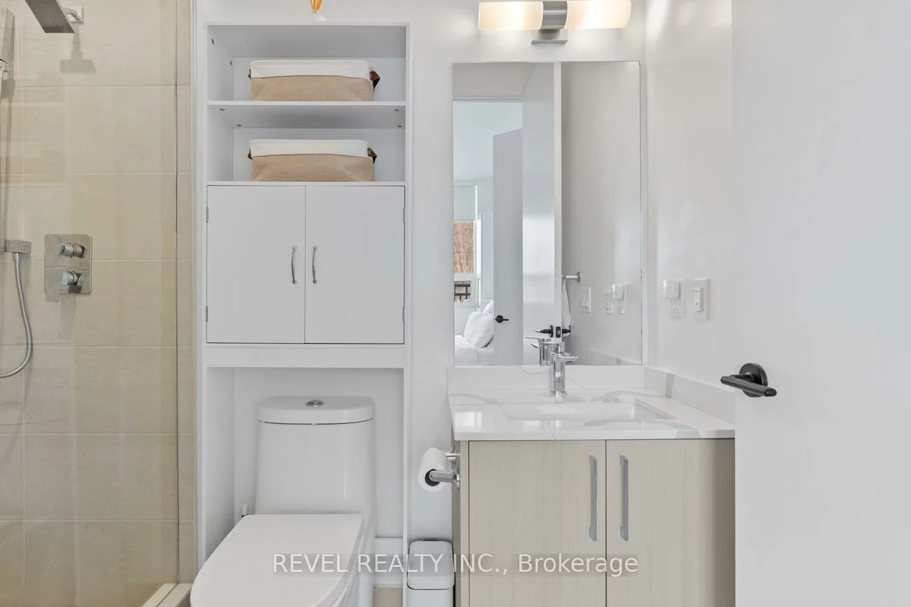 2075, King Rd, King City, King