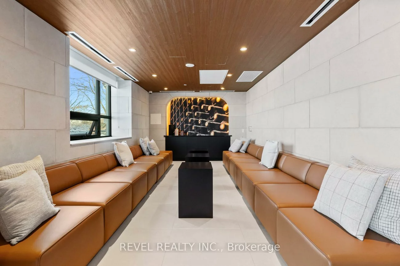 2075, King Rd, King City, King