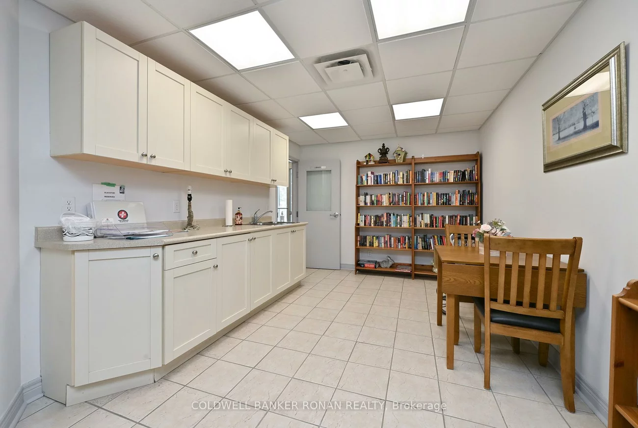 32, Church, Schomberg, King