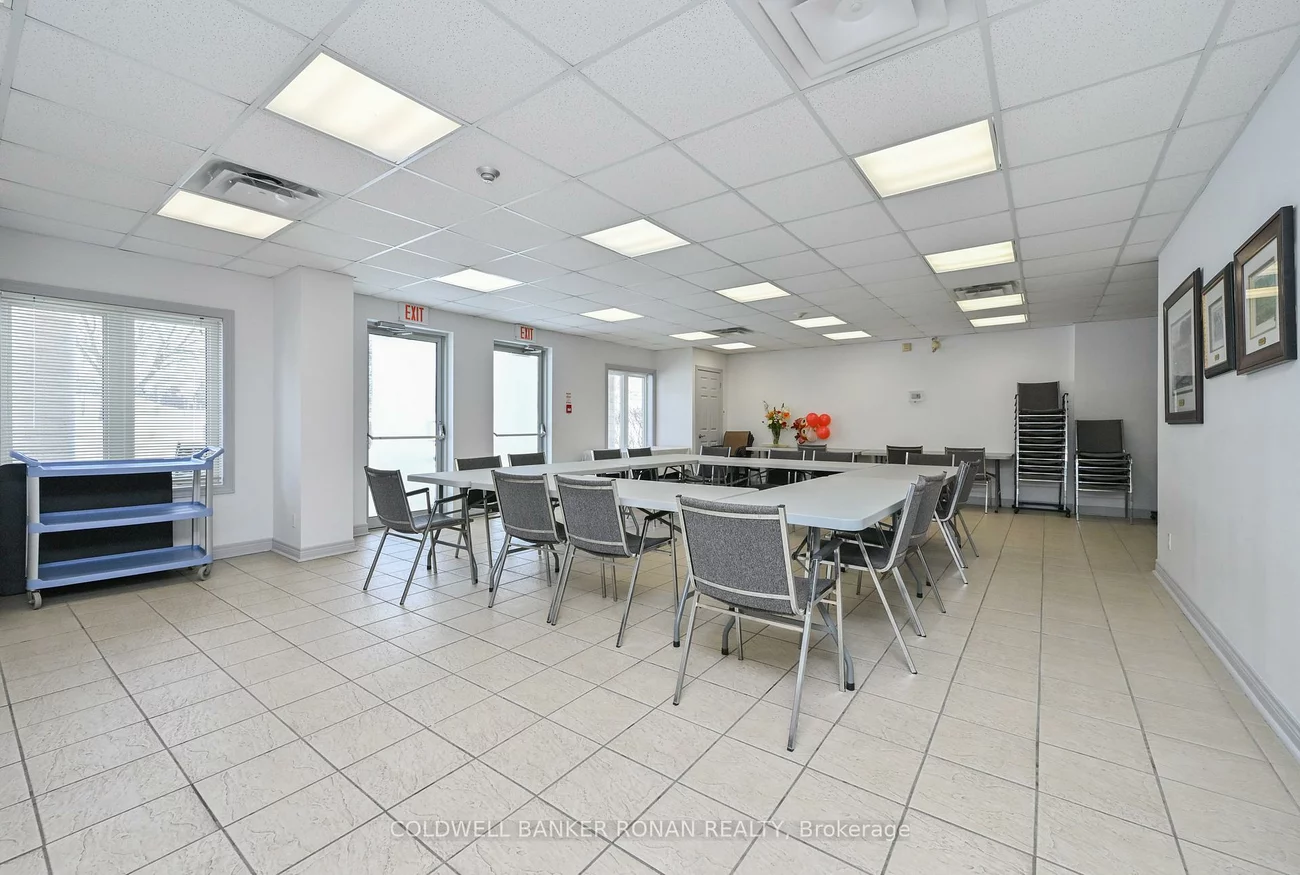 32, Church, Schomberg, King