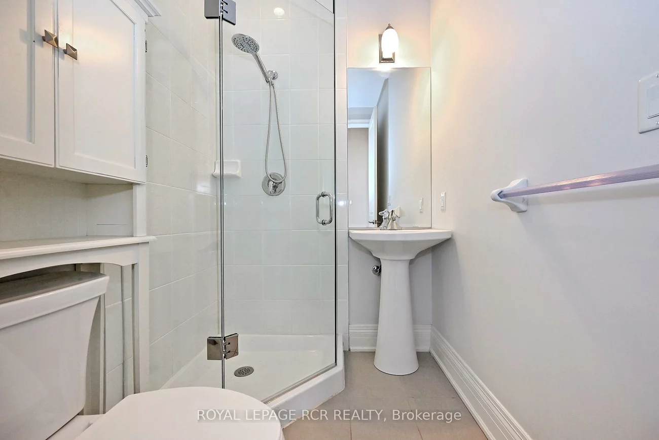 80, Burns, King City, King