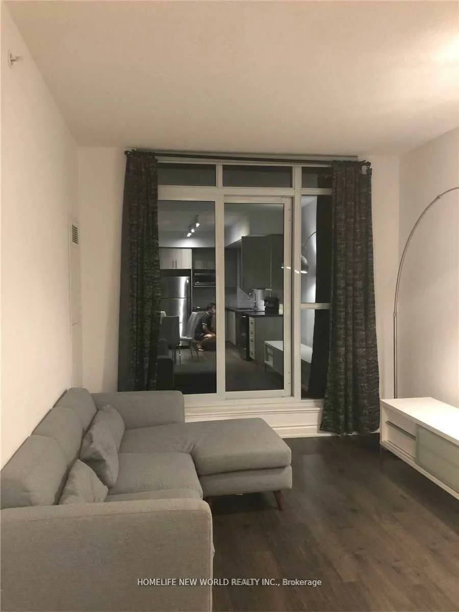 89, South Town Centre, Unionville, Markham