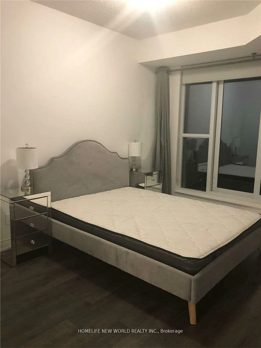 89, South Town Centre, Unionville, Markham