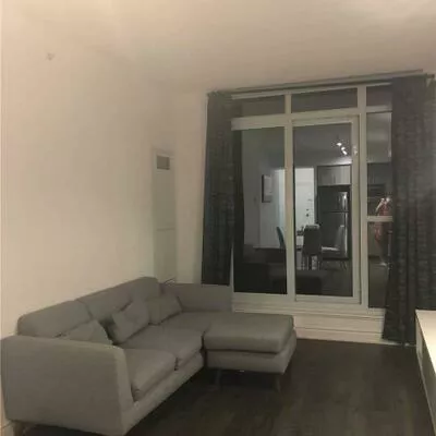 89, South Town Centre, Unionville, Markham