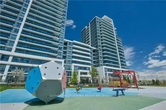 7165, Yonge, Grandview, Markham