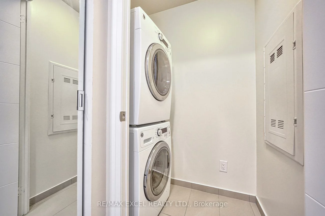 28, Uptown, Unionville, Markham