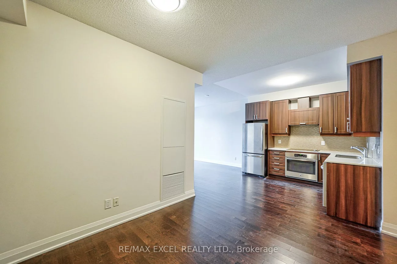 28, Uptown, Unionville, Markham