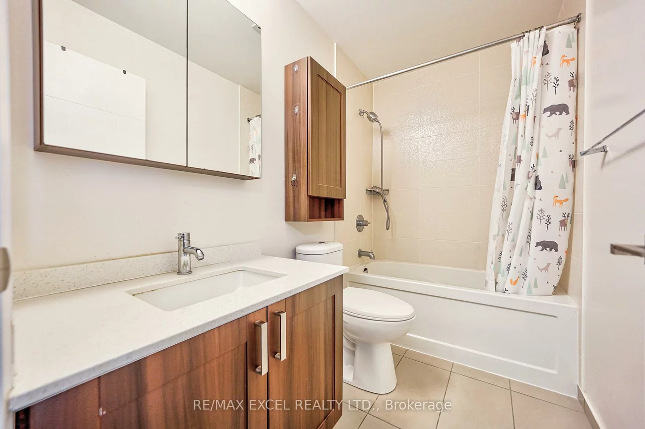 28, Uptown, Unionville, Markham