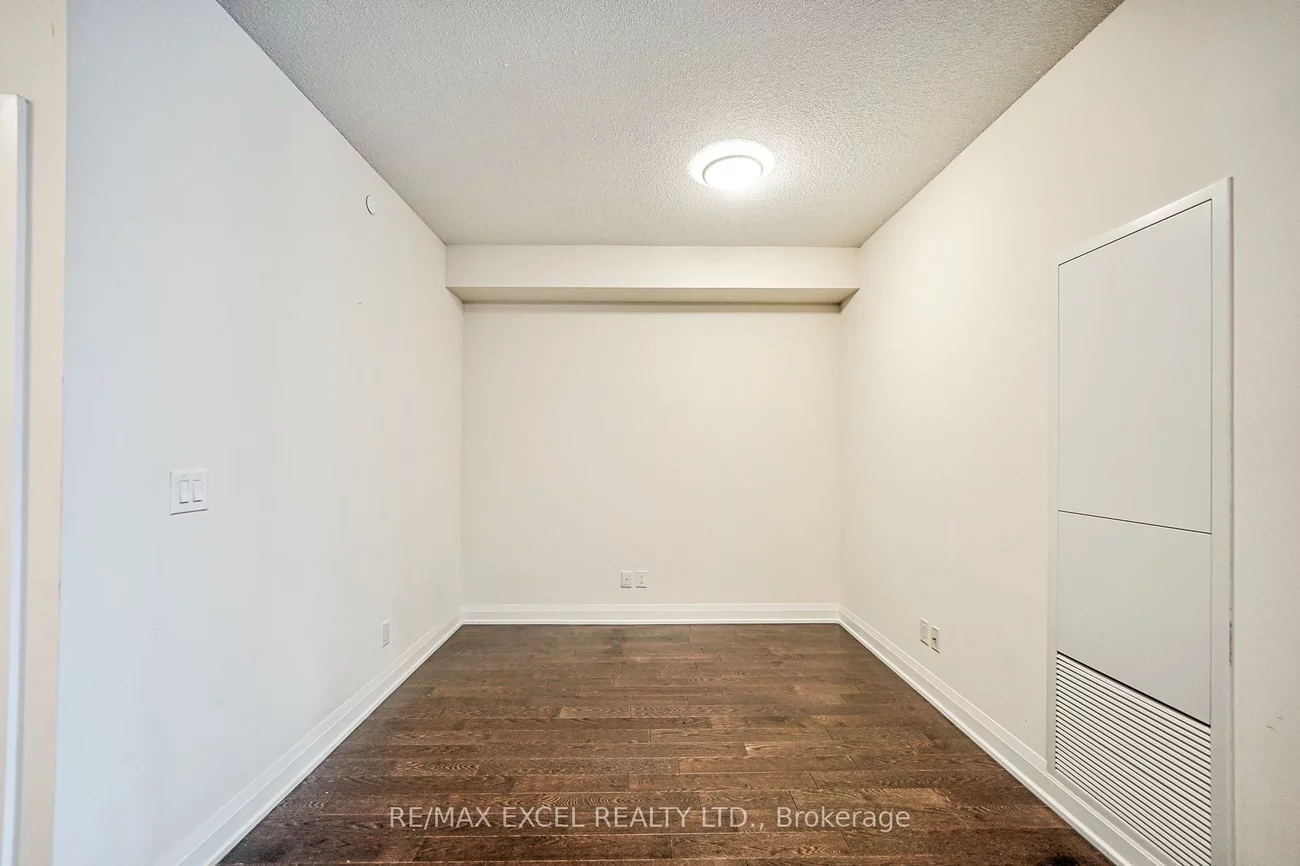 28, Uptown, Unionville, Markham