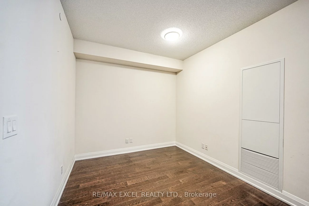 28, Uptown, Unionville, Markham