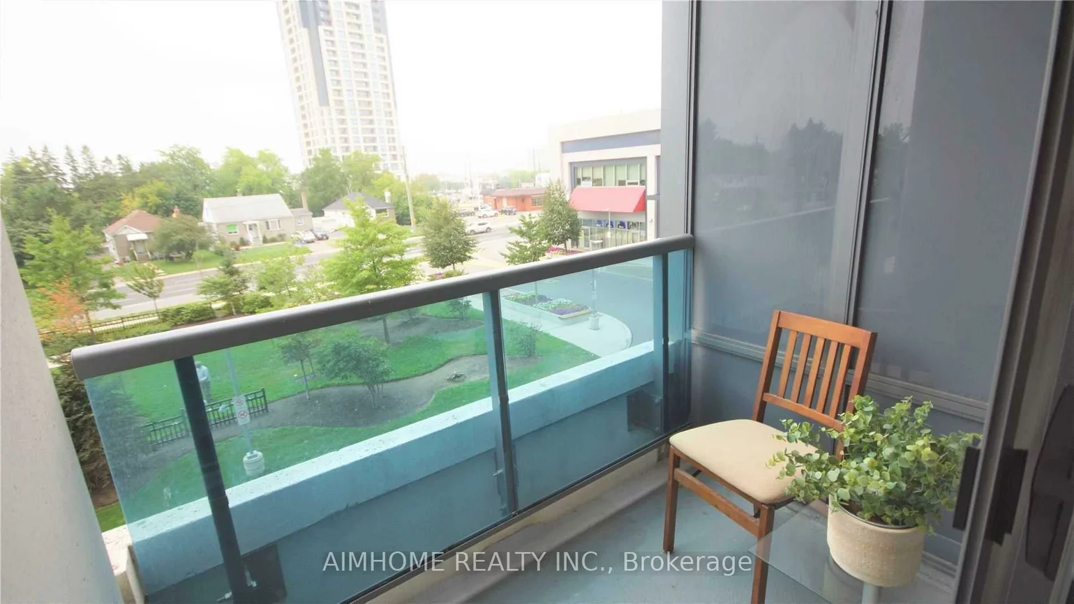 7165, Yonge, Thornhill, Markham