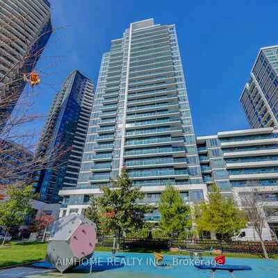7165, Yonge, Thornhill, Markham