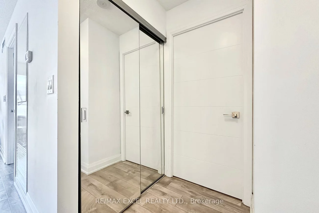 18, Uptown, Unionville, Markham
