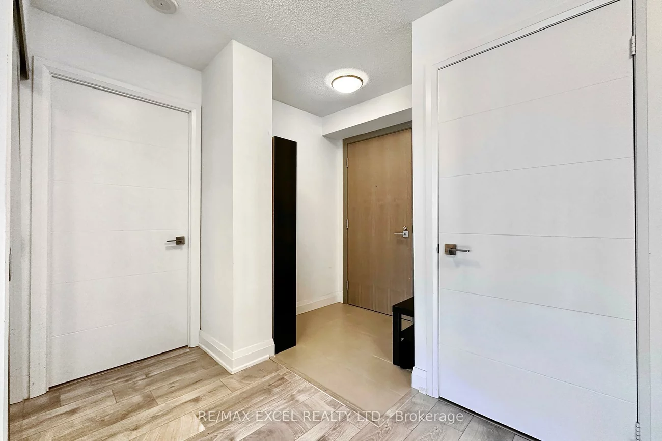 18, Uptown, Unionville, Markham