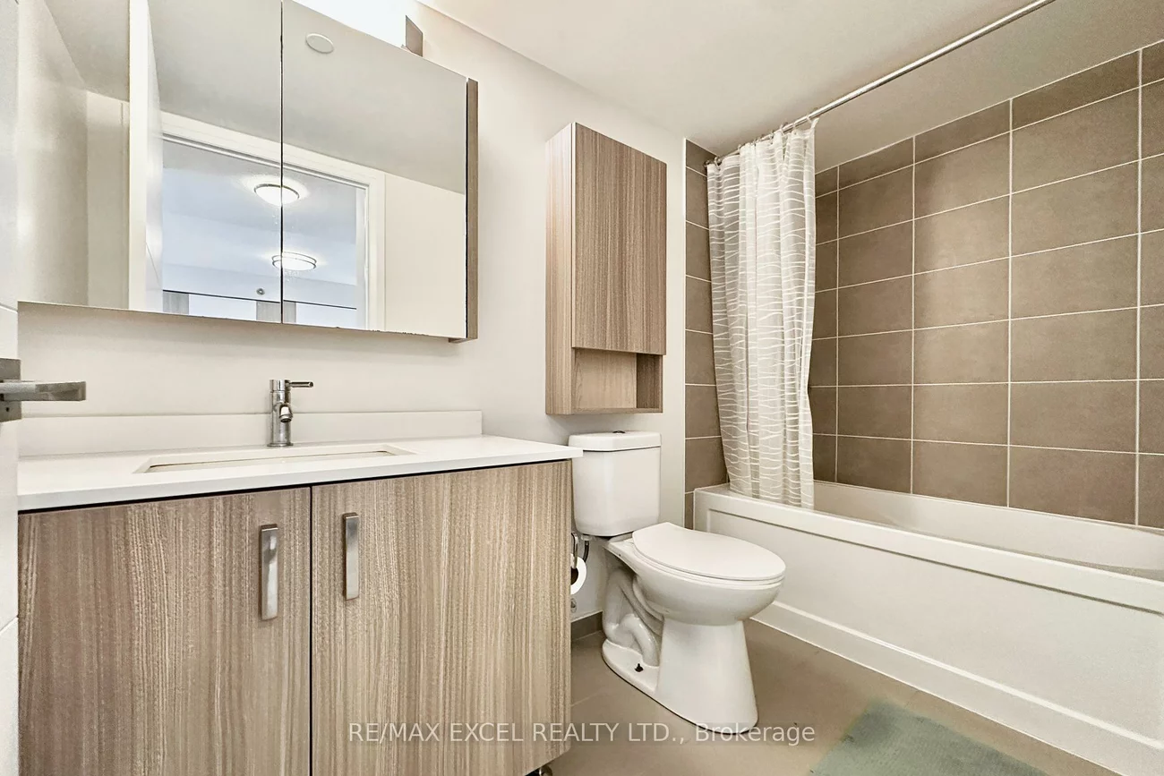 18, Uptown, Unionville, Markham