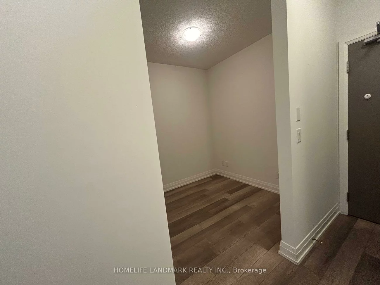 7165, Yonge, Grandview, Markham