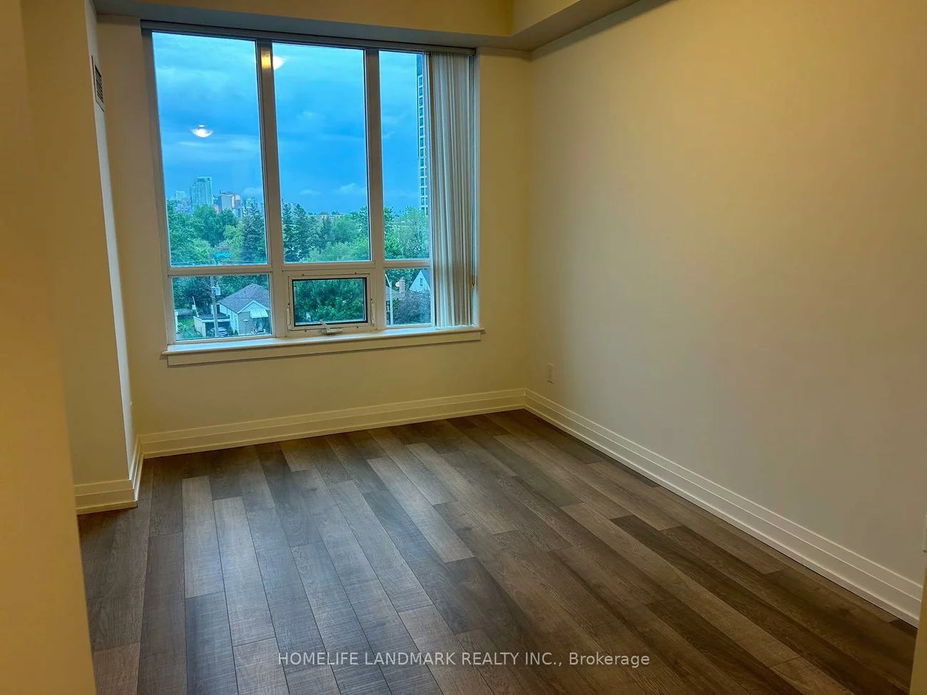 7165, Yonge, Grandview, Markham