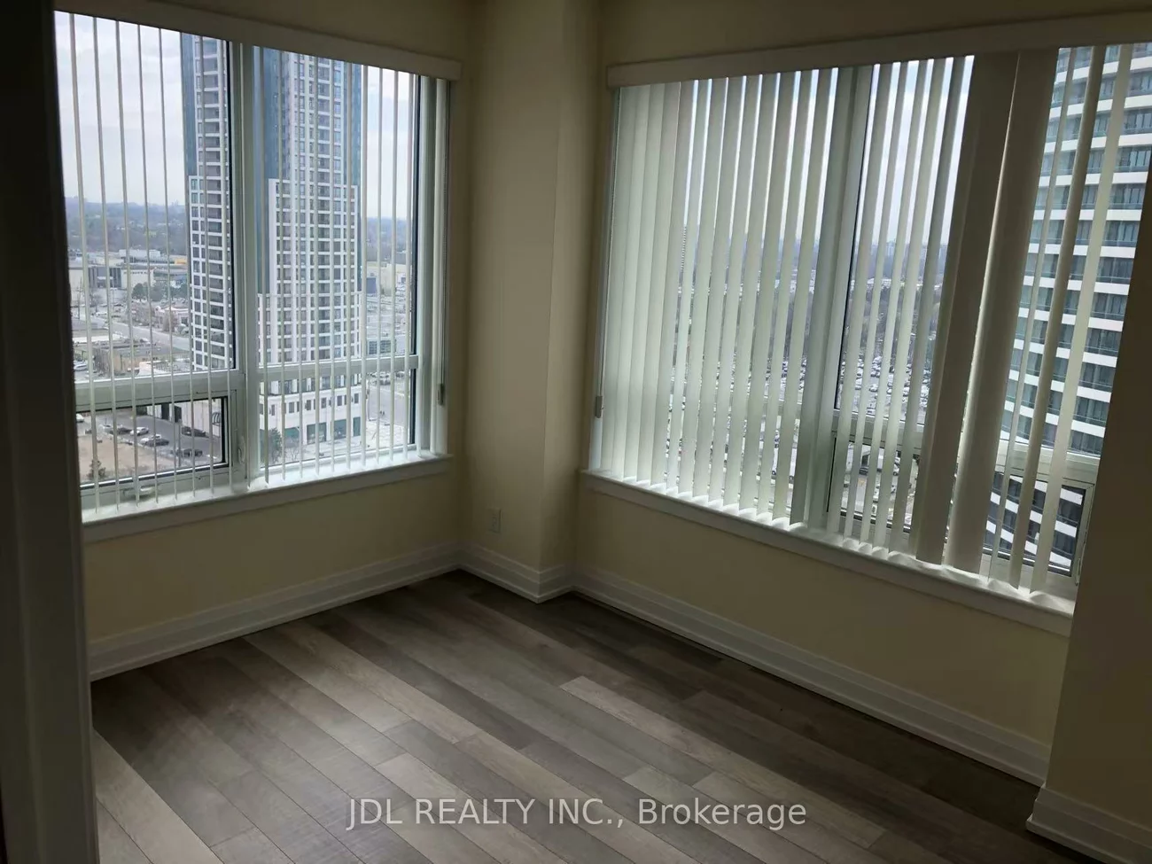 7167, Yonge, Grandview, Markham