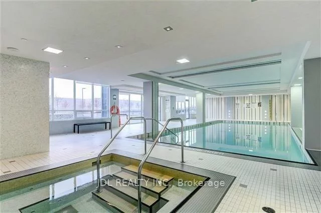 7167, Yonge, Grandview, Markham
