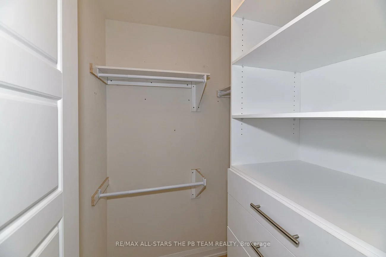 25, Water Walk, Unionville, Markham