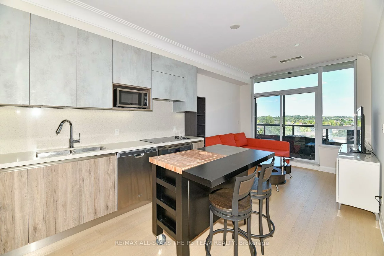 25, Water Walk, Unionville, Markham