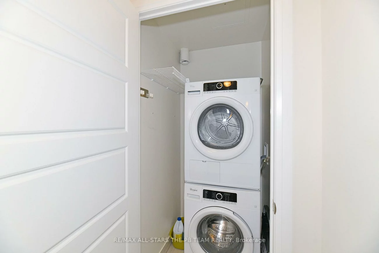 25, Water Walk, Unionville, Markham