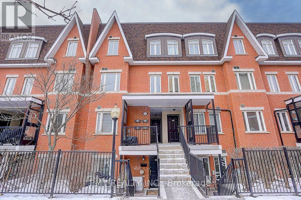 316, John, Aileen-Willowbrook, Markham