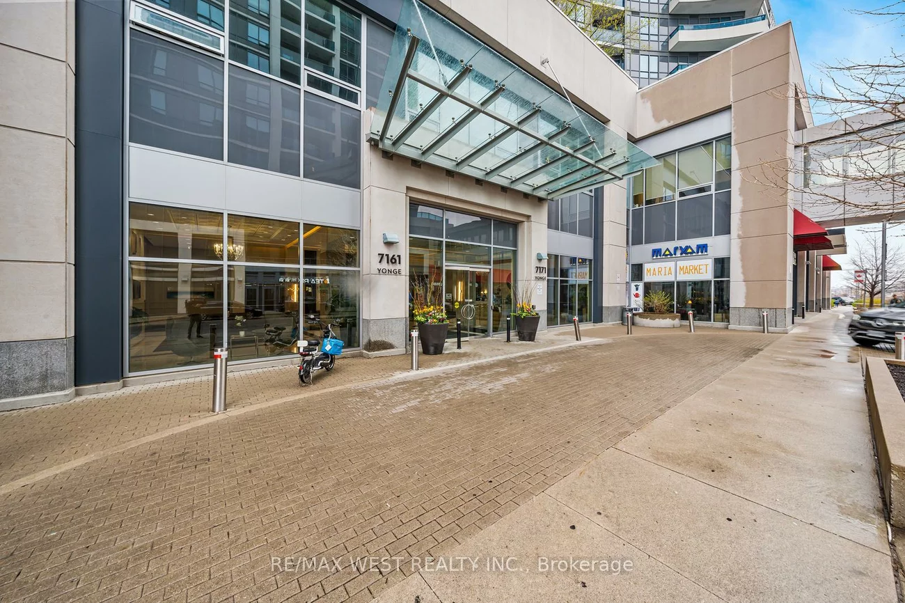 7161, YONGE, Thornhill, Markham