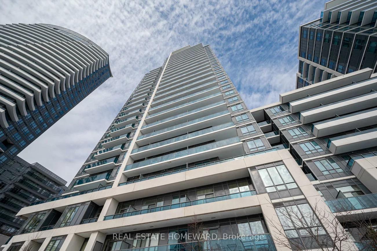7165, Yonge, Thornhill, Markham