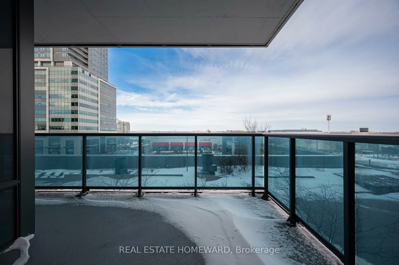 7165, Yonge, Thornhill, Markham