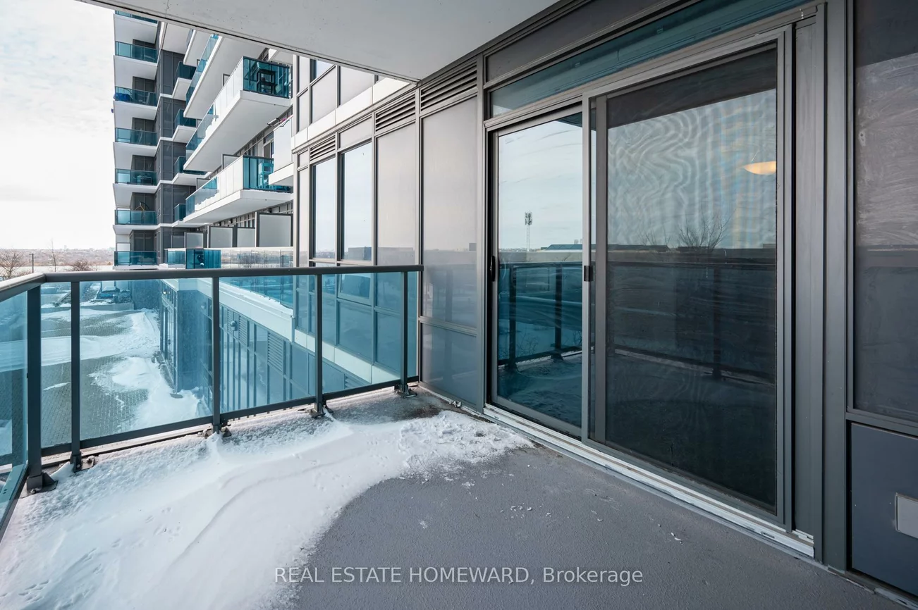 7165, Yonge, Thornhill, Markham