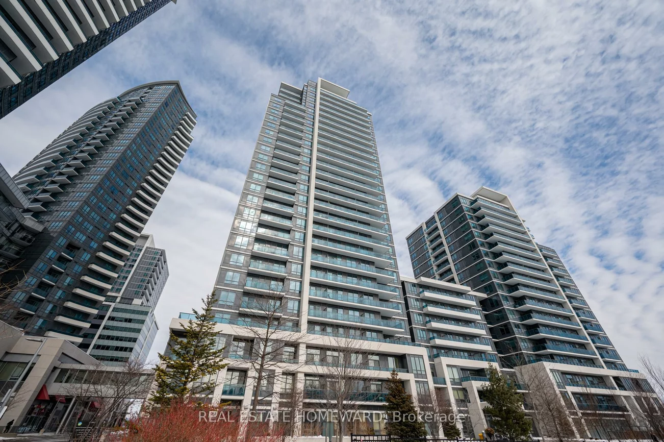 7165, Yonge, Thornhill, Markham